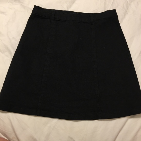 Button down skirt - Picture 2 of 3